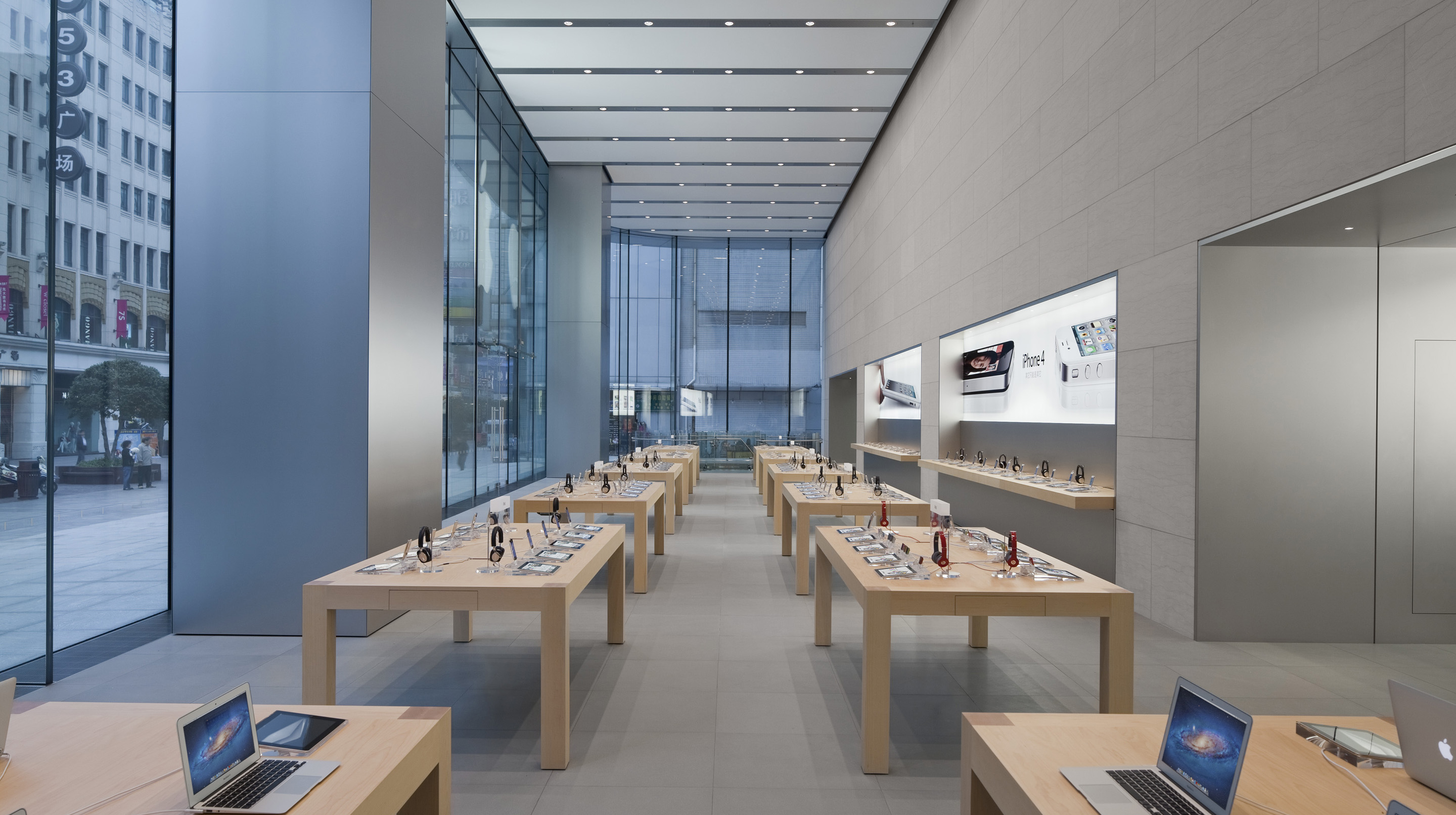 APPLE Store 南京東路店