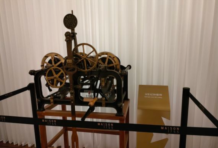 江詩(shī)丹頓(南京西路旗艦店)