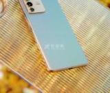 如何在iQOO手機(jī)上開啟和關(guān)閉拍照閃光燈