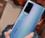 vivo手機(jī)屏幕黑屏無法開機(jī)的解決方法